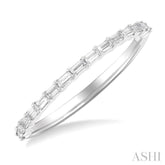 1/4 Ctw Straight Row Baguette Cut Diamond Stackable Fashion Band in 14K White Gold
