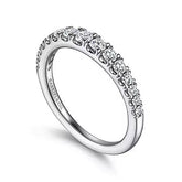 14K 0.51ct Diamond Prong-set/Tapered Wedding-Band
