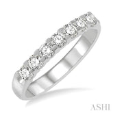 1/2 Ctw 7 Stone Round Cut Diamond Wedding Band in 14K White Gold