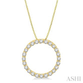 1/2 Ctw Circle of Love Round Cut Diamond Pendant With Chain in 14K Yellow Gold