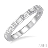 1/3 Ctw Zigzag Filled Baguette and Princess Cut Diamond Wedding Band in 14K White Gold