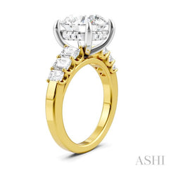 1 1/4 Ctw Round Shape Emerald and Round Cut Diamond Semi-Mount Engagement Ring in 14K Yellow and White Gold