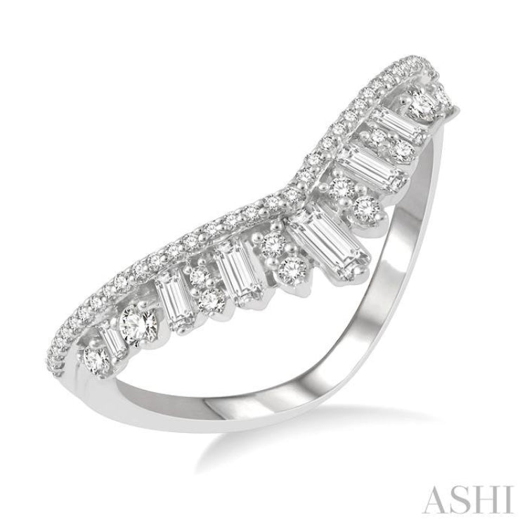1/2 Ctw Chevron Drop Down Baguette and Round Cut Diamond Fashion Ring in 14K White Gold