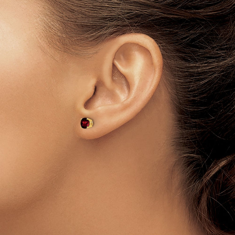 14k 5mm Round Garnet Post Earrings