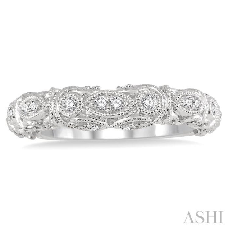1/6 ctw Round Cut Diamond Wedding Band in 14K White Gold