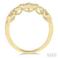 1/6 ctw Round Cut Diamond Wedding Band in 14K Yellow Gold