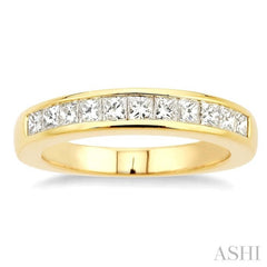 3/4 ctw Princess Cut Diamond Wedding Band in 14K Yellow Gold