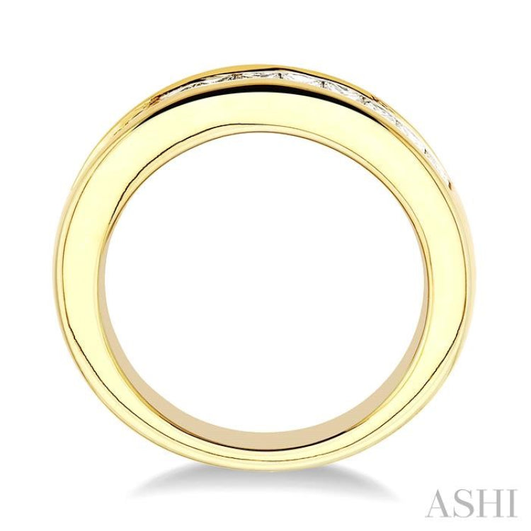 3/4 ctw Princess Cut Diamond Wedding Band in 14K Yellow Gold