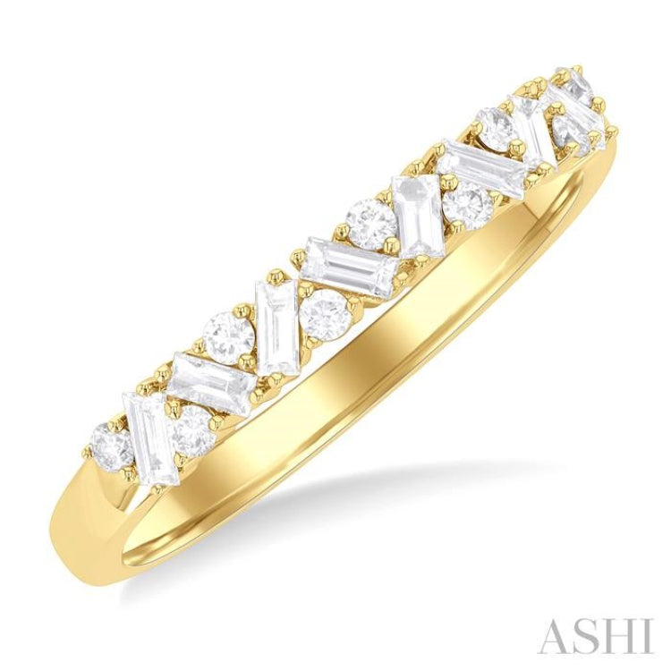 1/3 ctw Zig Zag Scatter Baguette and Round Cut Diamond Fashion Ring in 14K Yellow Gold