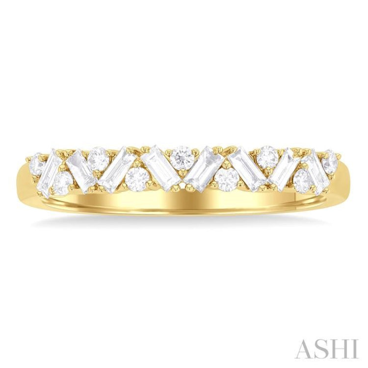 1/3 ctw Zig Zag Scatter Baguette and Round Cut Diamond Fashion Ring in 14K Yellow Gold