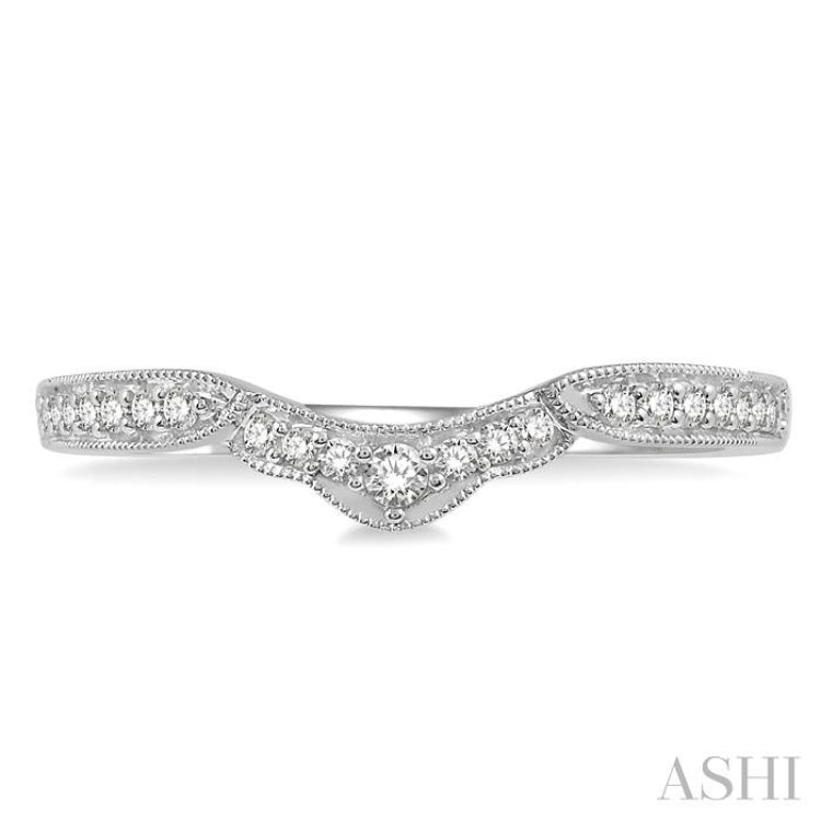 1/6 ctw Arched Lattice Center Round Cut Diamond Wedding Band in 14K White Gold