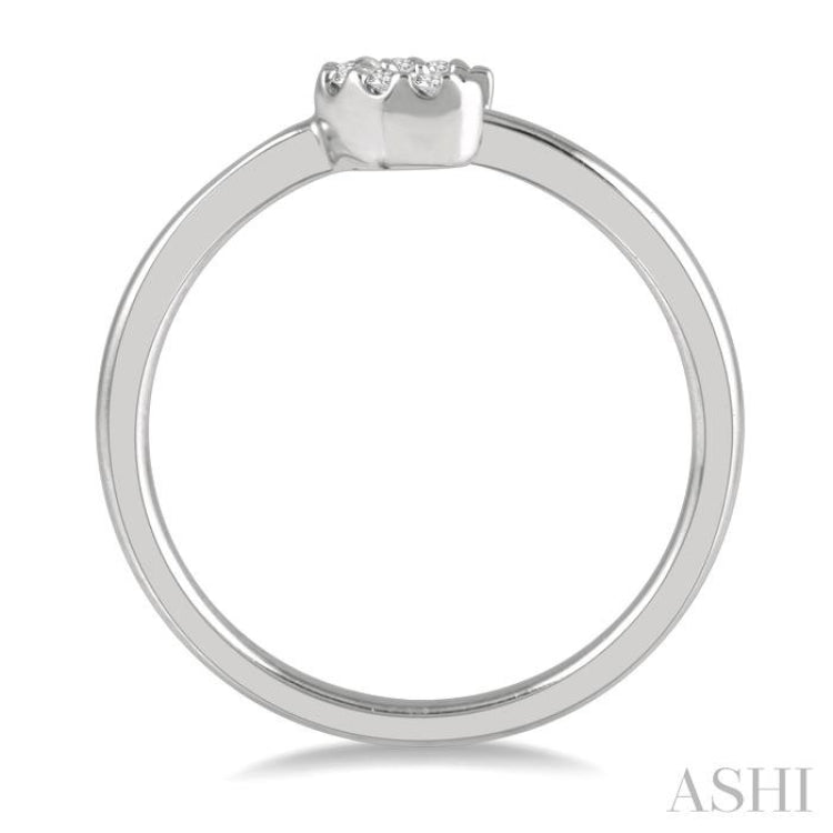 1/20 ctw Crescent Round Cut Diamond Petite Fashion Ring in 10K White Gold