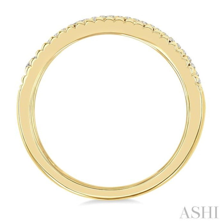 1/5 Ctw Bold Fluted Open Window Round Cut Diamond Fashion Ring in 10K Yellow Gold