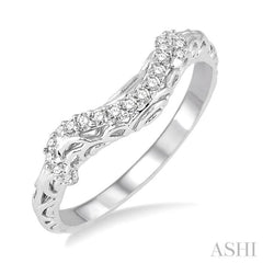1/6 ctw Round Cut Diamond Wedding Band in 14K White Gold