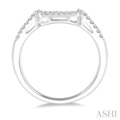 1/5 ctw Round Cut Diamond Wedding Band in 14K White Gold