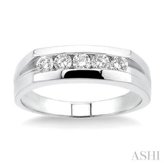 1/2 Ctw Channel Set Round Cut Diamonds Men's Ring in 14K White Gold