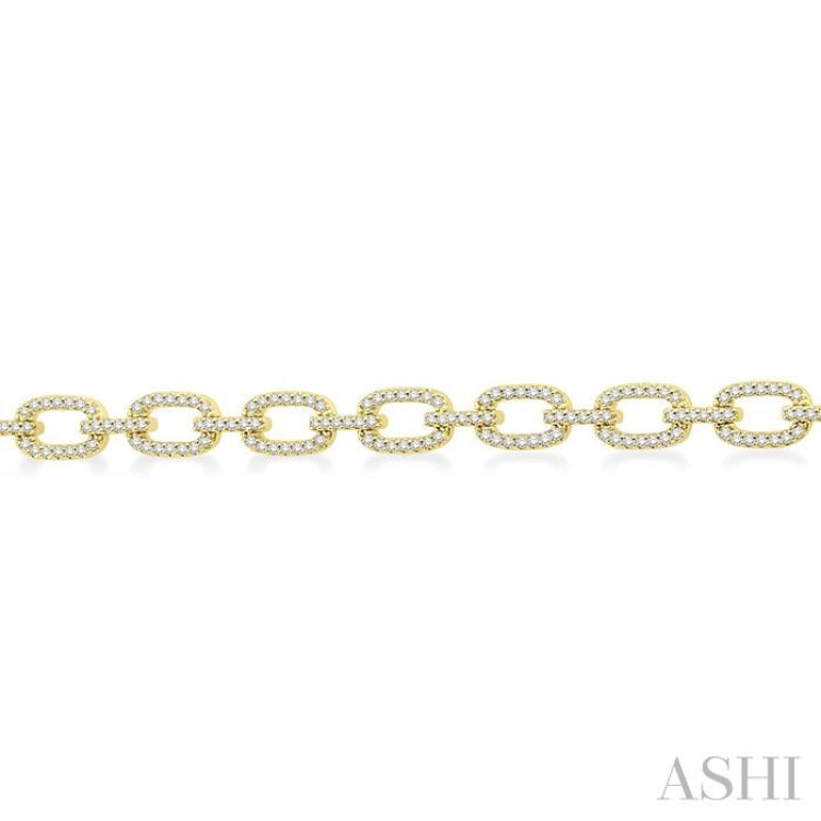 1 1/2 Ctw Round Cut Diamond Encrusted Link Paperclip Chain Bracelet in 14K Yellow Gold