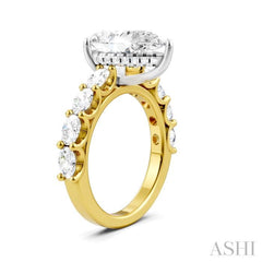 1 1/3 Ctw Pear Shape Oval and Round Cut Diamond Semi-Mount Engagement Ring in 14K Yellow and White Gold