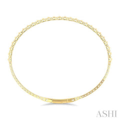 1/5 Ctw Round Cut Diamond Pyramid Flex Bangle in 14K Yellow Gold