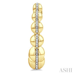 1/10 Ctw Bold Graduated Hemisphere Round Cut Diamond Fashion Half Hoop Earrings in Yellow Gold Vermeil