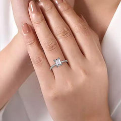 14K 0.30ct-Diamond 2.29CZ Semi-Mount