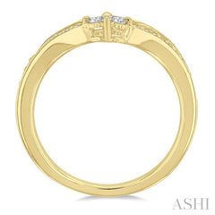 1/6 Ctw Chevron Round Cut Diamond Fashion Ring in 14K Yellow Gold