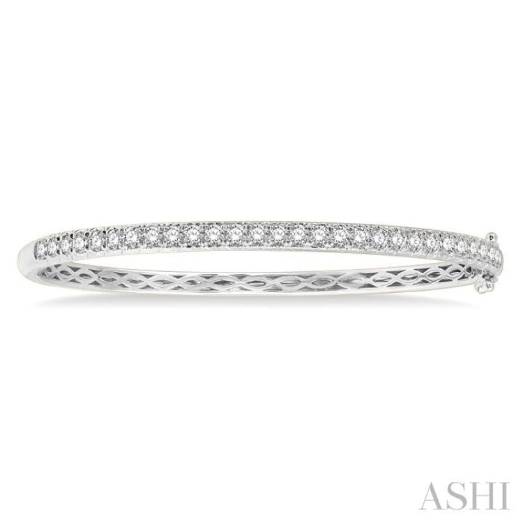 2 ctw Round Cut Diamond Bangle in 14K White Gold