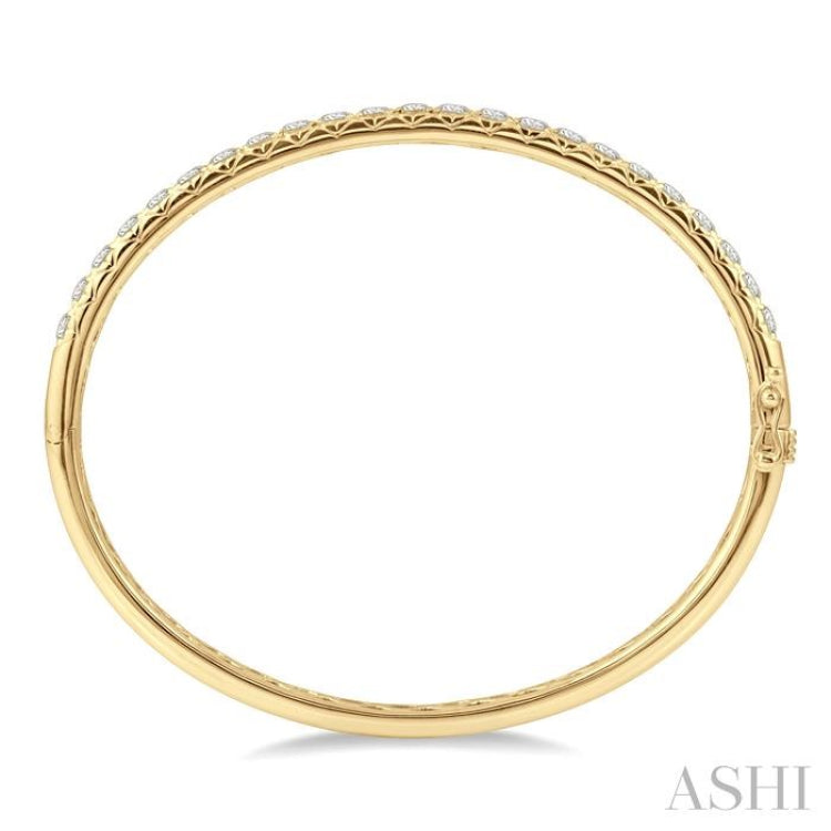3 ctw Round Cut Diamond Bangle in 14K Yellow Gold