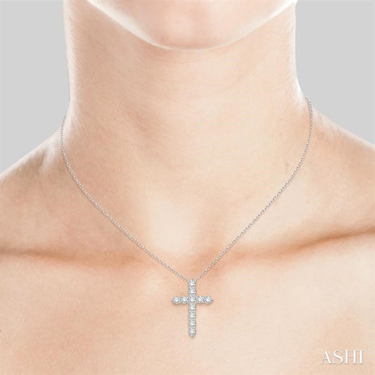 2 ctw Round Cut Diamond Cross Pendant in 14K White Gold with Chain