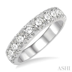 2 Ctw 11 Stone Round Cut Diamond Wedding Band in 14K White Gold