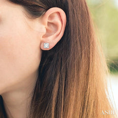 1 Ctw Round Cut Diamond Stud Earrings in 14K White Gold