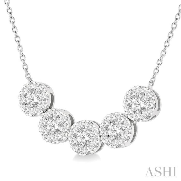 1 Ctw 5-Stone Circular Mount Lovebright Round Cut Diamond Necklace in 14K White Gold