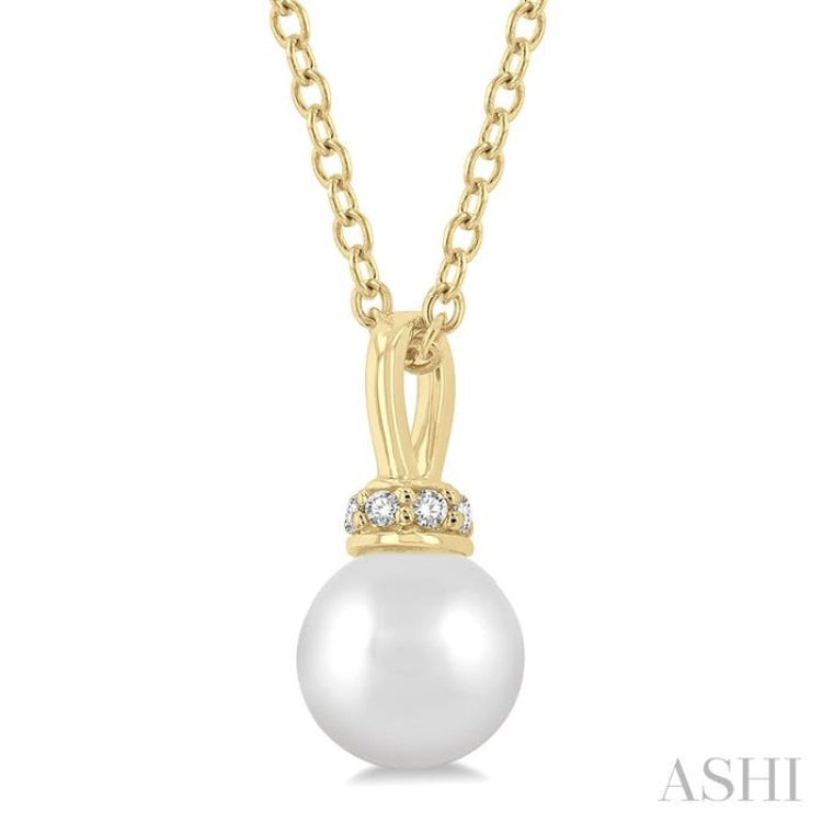 6 MM Round Shape Cultured Pearl and 1/20 Ctw Petite Round Cut Diamond Crown Fashion Pendant With Chain in 10K Yellow Gold