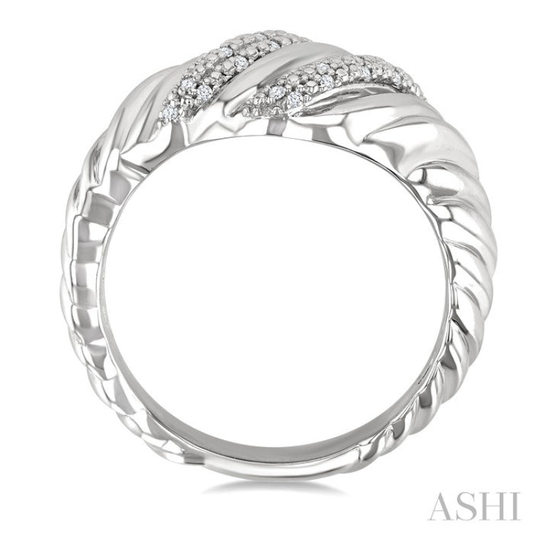 1/10 Ctw Bold Silver Twisted Rib Round Cut Diamond Pirouette Bold Fashion Band in Sterling Silver
