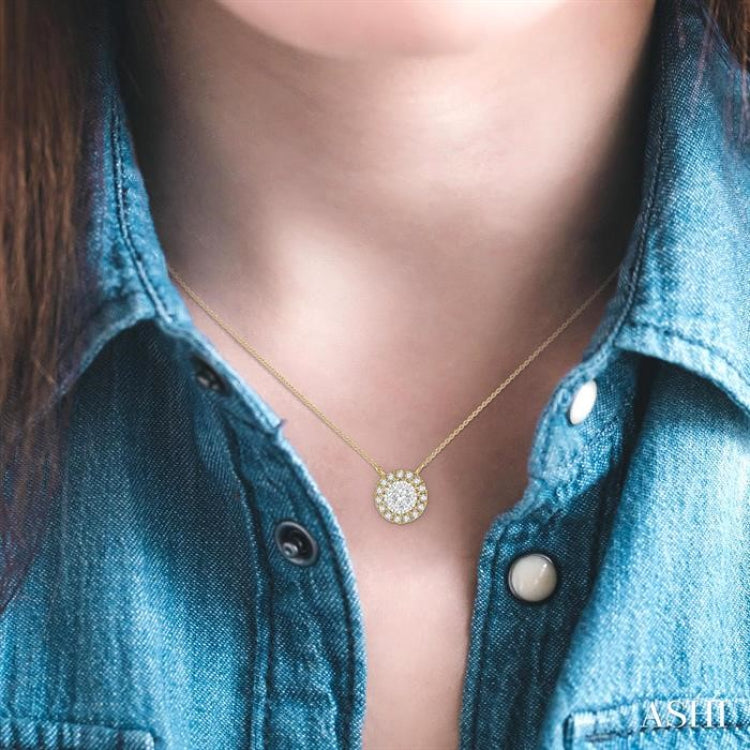 1/6 Ctw Circular Round Cut Diamond Lovebright Pendant With Chain in 14K Yellow and White Gold