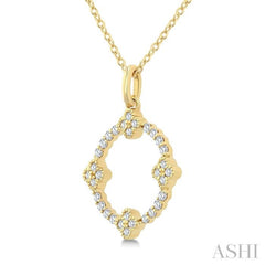 1/4 Ctw Clover Leaf Circle Round Cut Diamond Pendant With Chain in 10K Yellow Gold