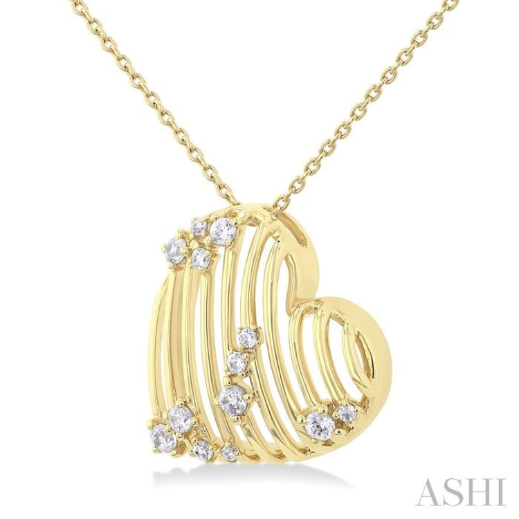 1/4 ctw Open Window Ridged Heart Round Cut Diamond Pendant With Chain in 14K Yellow Gold