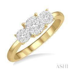 10K 0.10ct Diamond-Cluster Past-Present-Future Ring