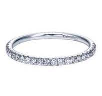 14K 0.28Ct-Diamond G/SI Prong-set Wedding-Band