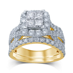14K 3.55ct Diamond Cluster Ring
